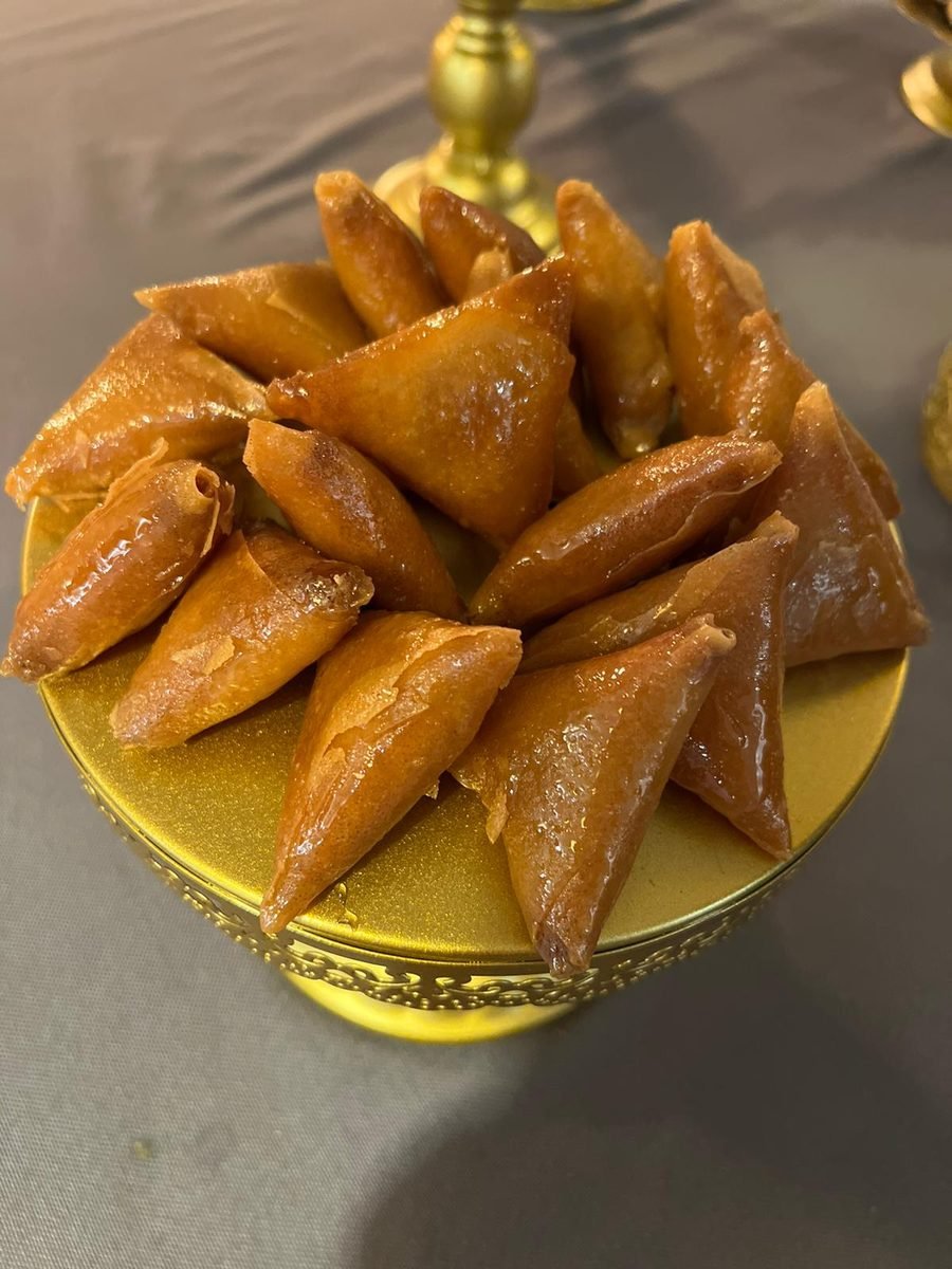 Chez Izza — plats marocains