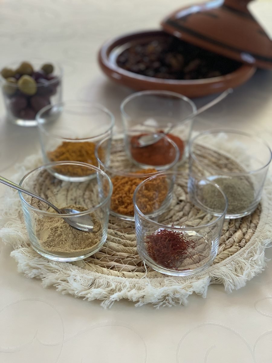 Chez Izza — plats marocains